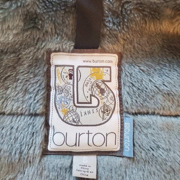 BURTON ski jacket w removable hood - Picture 7 of 16